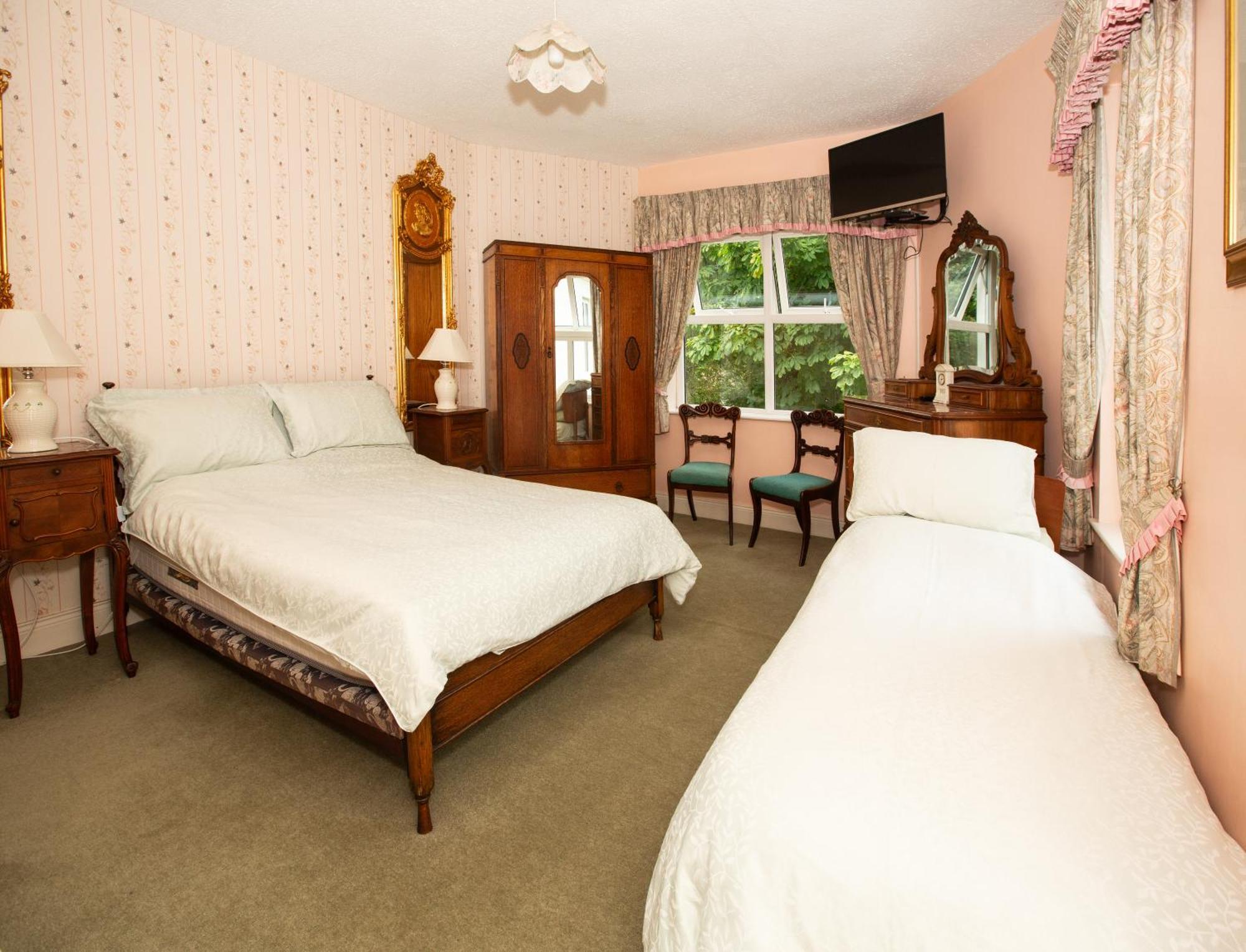 Gleneven Guest House Inniskeen Extérieur photo